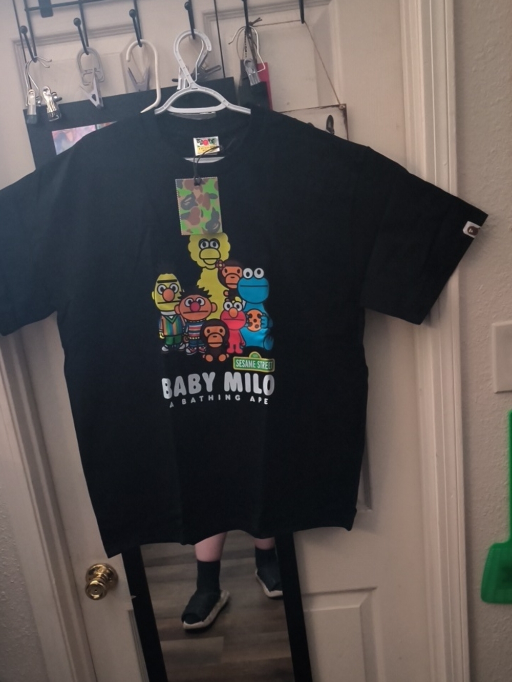 A Bathing Ape Baby Milo x Sesame Street Black Shirt Size 2XL Runs Small XL
